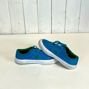 Kids Suede Converse shoes